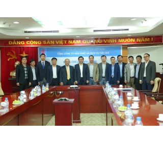 Tá»•ng GiÃ¡m Ä‘á»‘c PVN lÃ m viá»‡c vá»›i PVChem